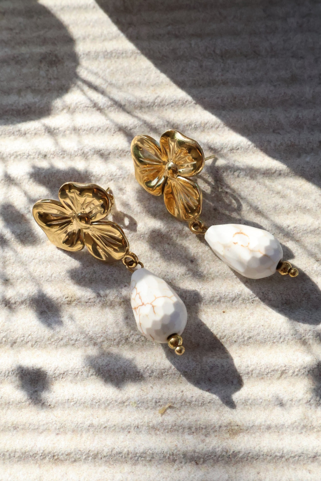 Boucles d'oreille Camélia