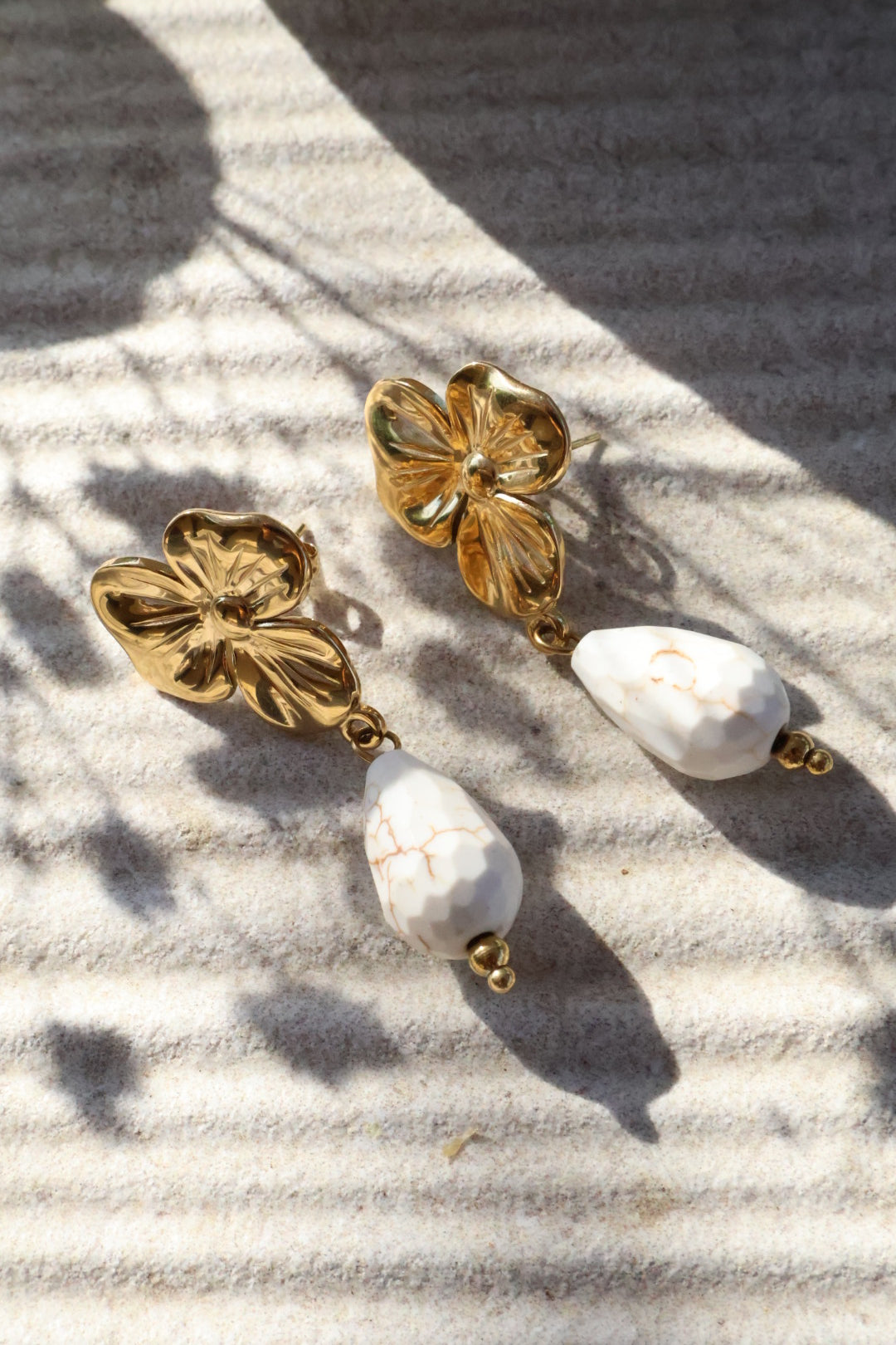 Boucles d'oreille Camélia
